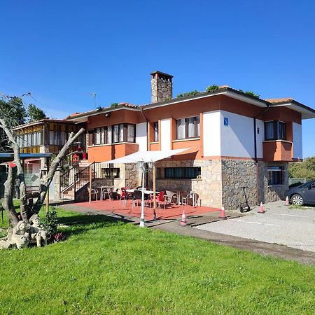 Family House Gijon Villa Bagian luar foto