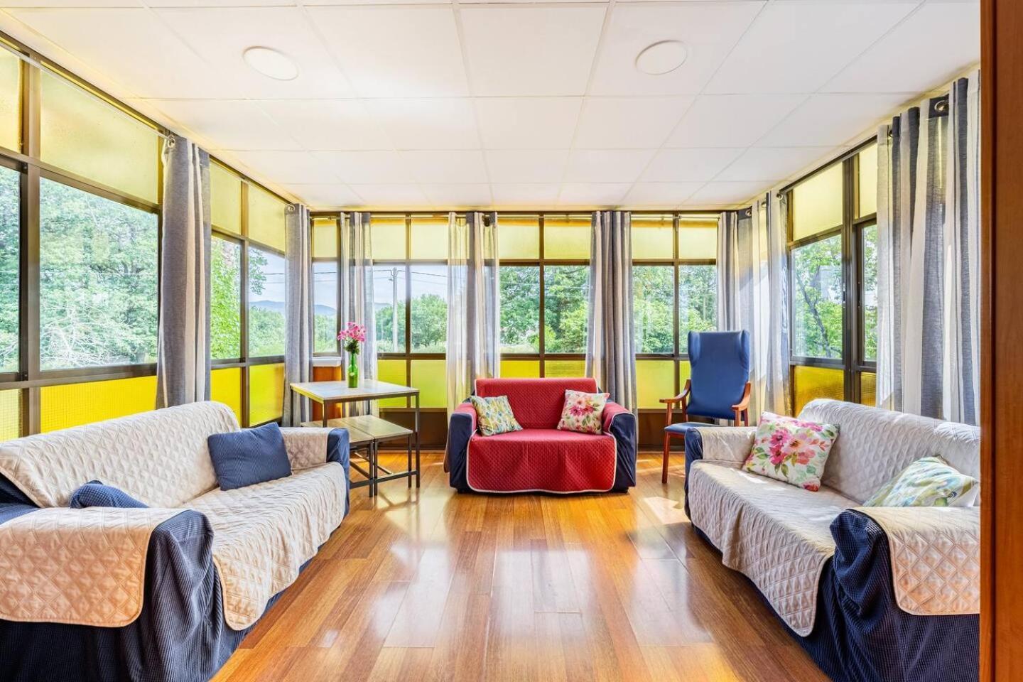Family House Gijon Villa Bagian luar foto