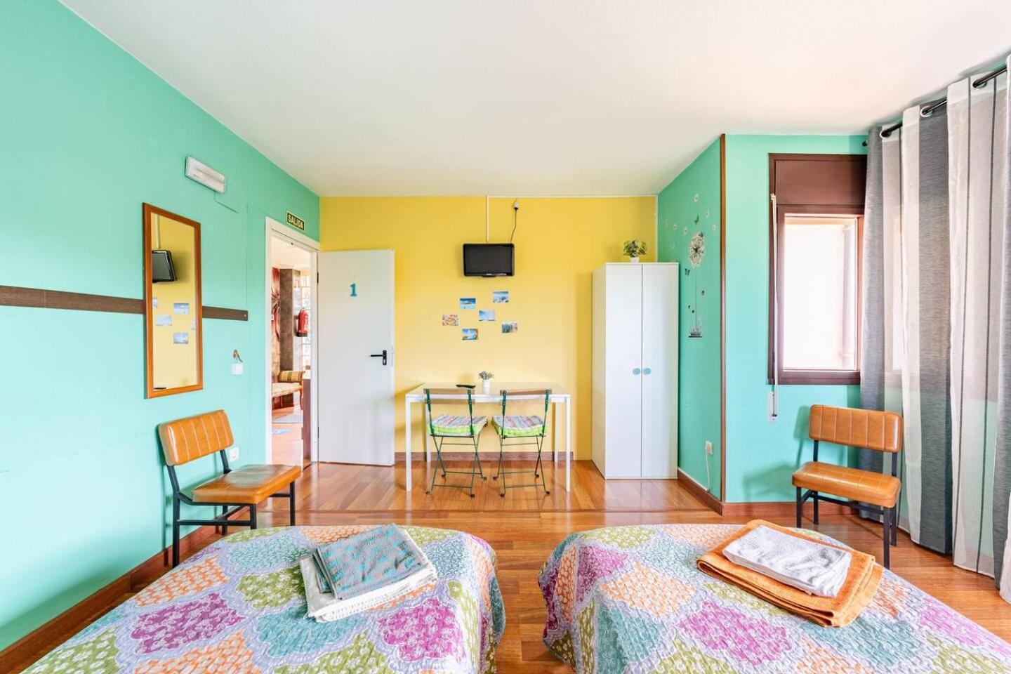 Family House Gijon Villa Bagian luar foto