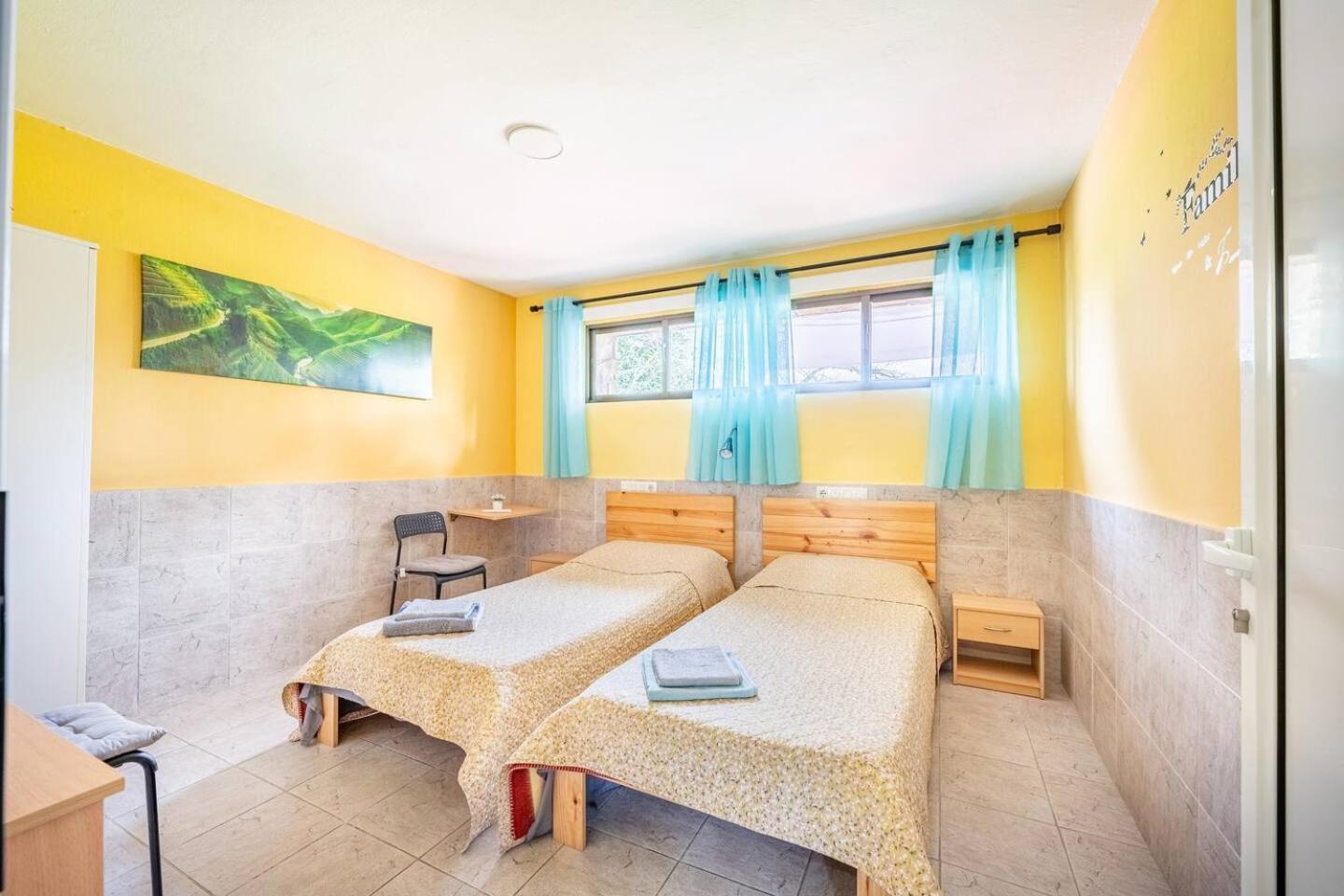 Family House Gijon Villa Bagian luar foto