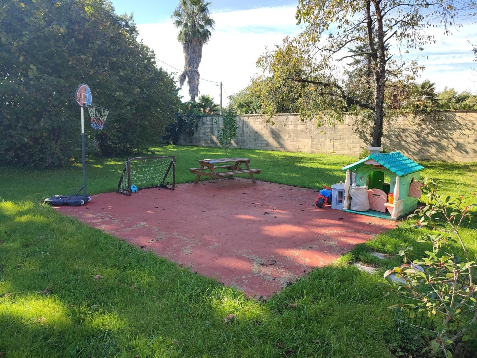 Family House Gijon Villa Bagian luar foto