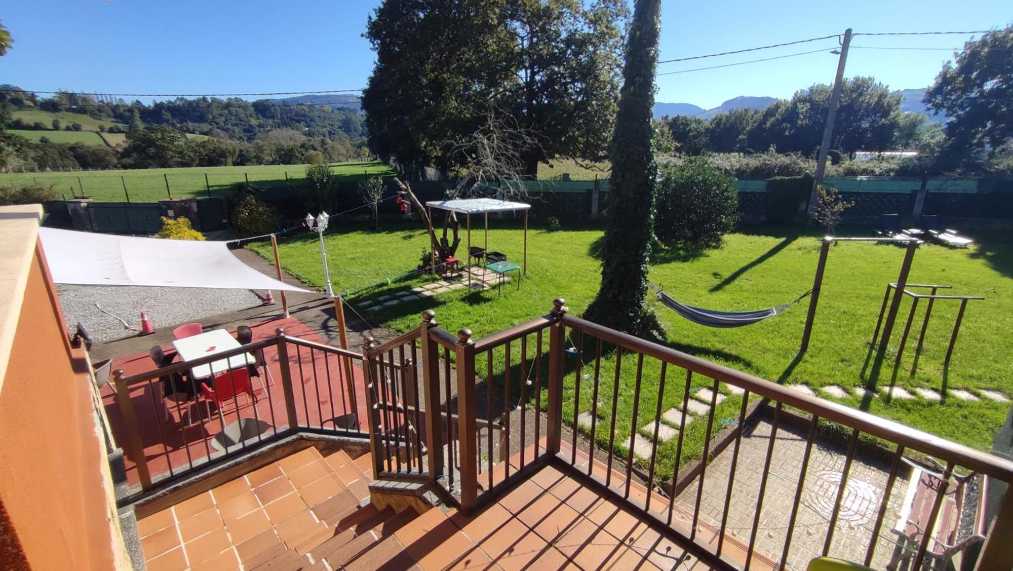 Family House Gijon Villa Bagian luar foto
